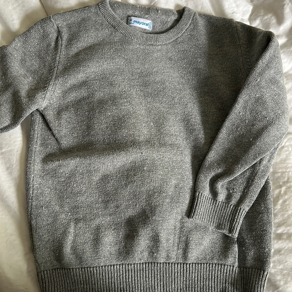 Crew neck sweater